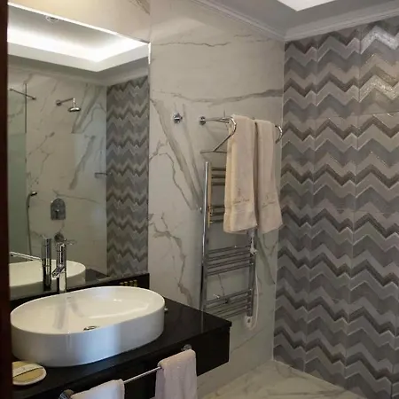 Gulumser Hatun Termal & 4* Derekoy (Aegean)