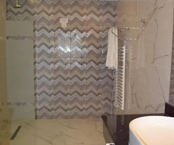 Gulumser Hatun Termal & 4* Dereköy