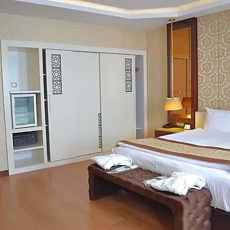 Otel Gulumser Hatun Termal & Dereköy